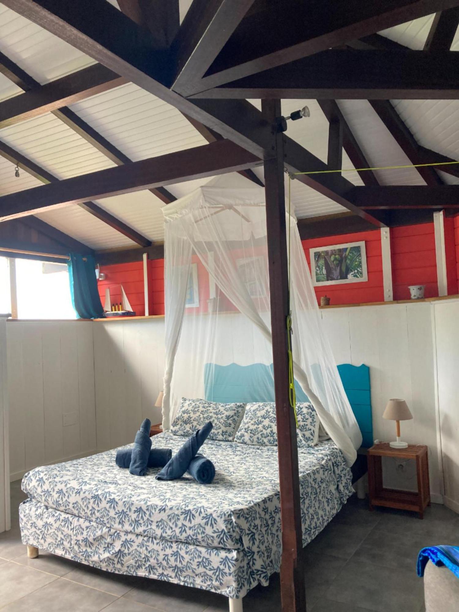 Piton Bungalows Ecolodges デエエ エクステリア 写真